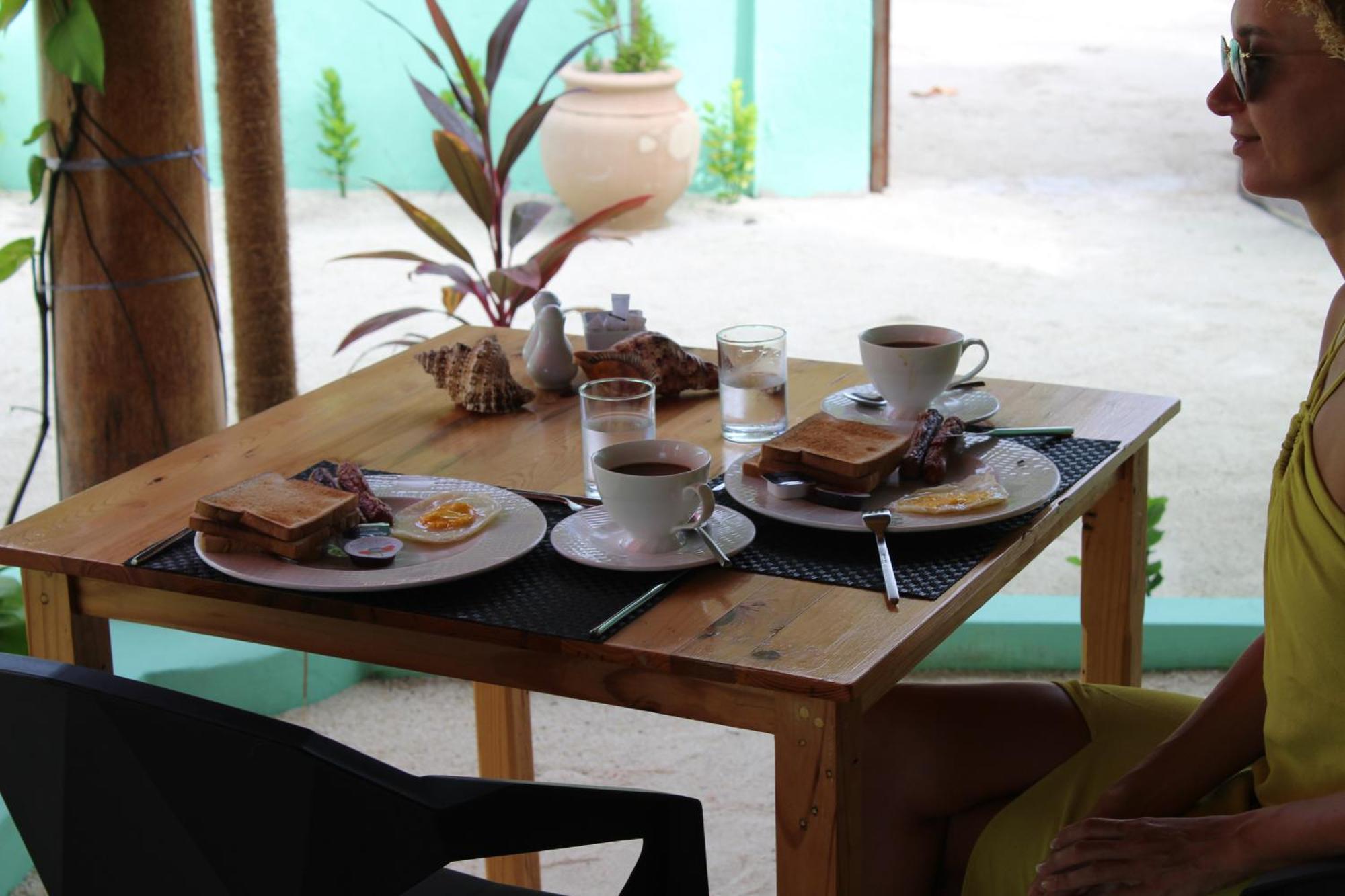 Mamello Beach Club Maldives Feridhoo Dış mekan fotoğraf